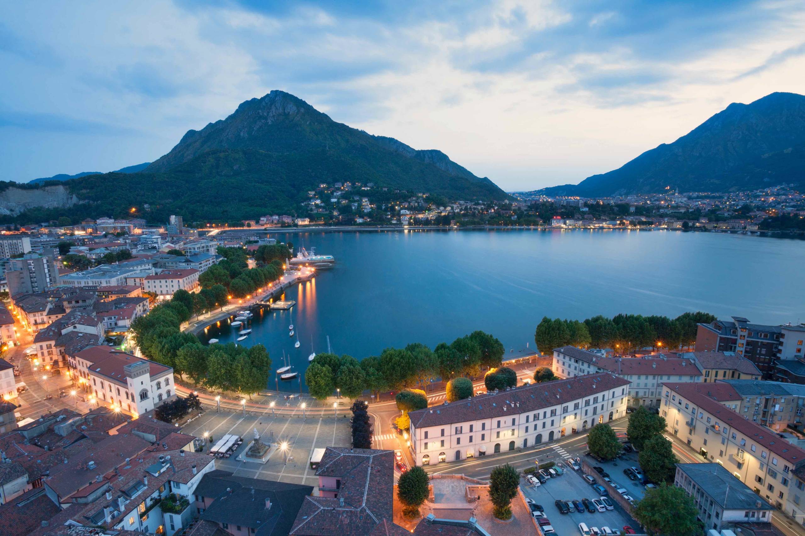 Discovering the center of Lecco